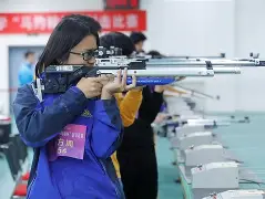 包含射击友谊赛，南城海豚队与剑门铁骑队鏖战，VAR改判成焦点！争冠格局再洗牌的词条